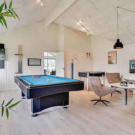 Hébergement de vacances 18 Person In *