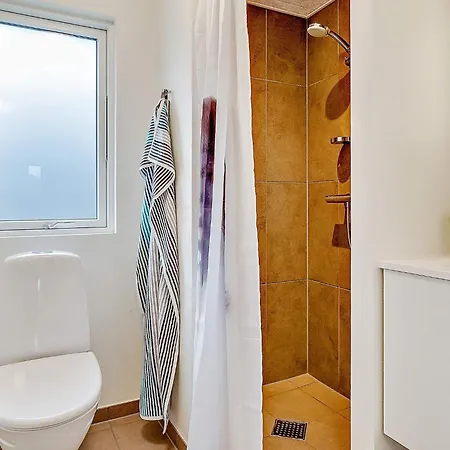 18 Person In * Nørre Nebel